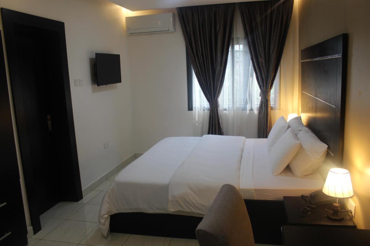 Urban Metro Inn Lagos Dış mekan fotoğraf