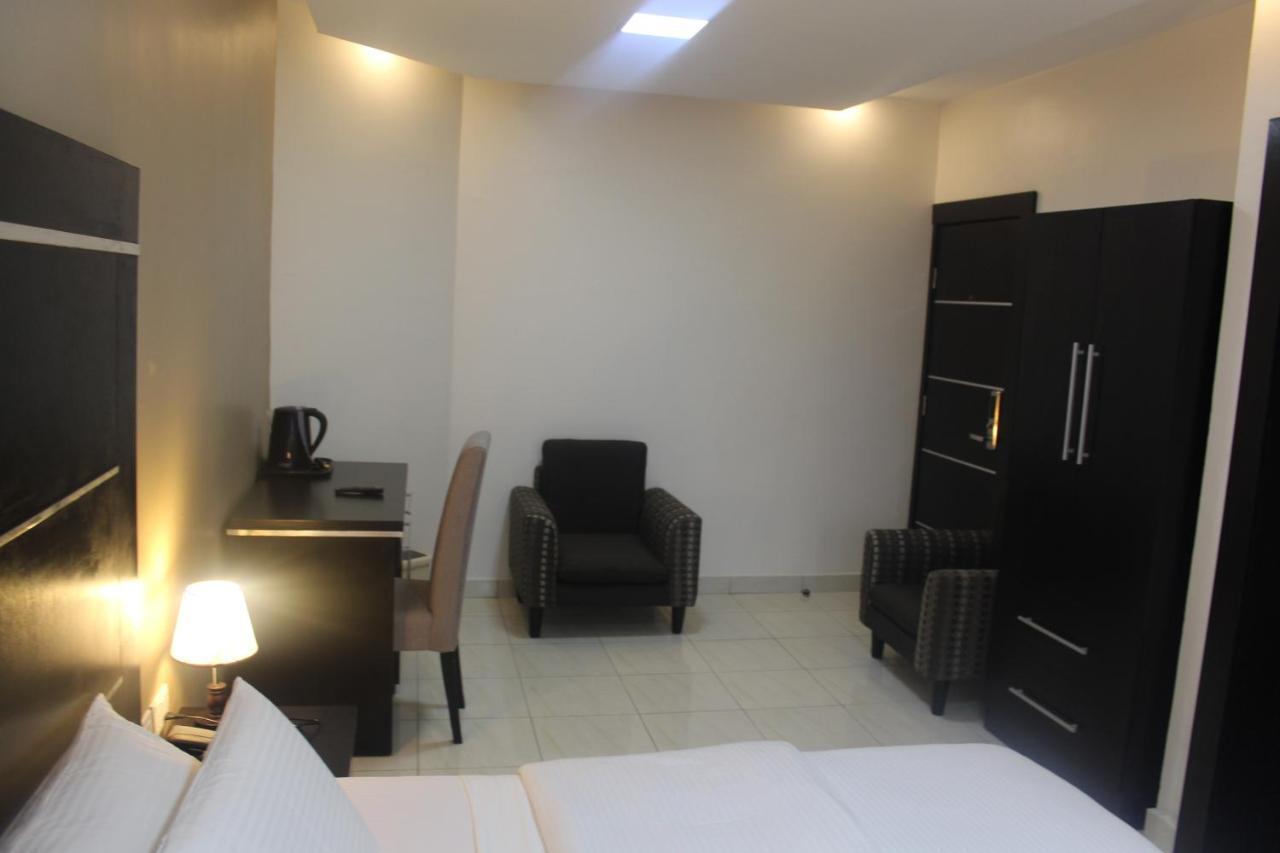 Urban Metro Inn Lagos Dış mekan fotoğraf