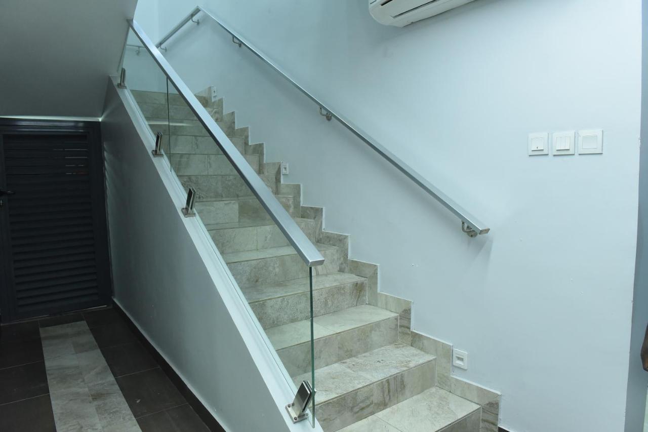 Urban Metro Inn Lagos Dış mekan fotoğraf